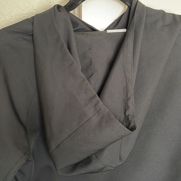 Gymshark hooded cropped jacket - Picture 3 of 6